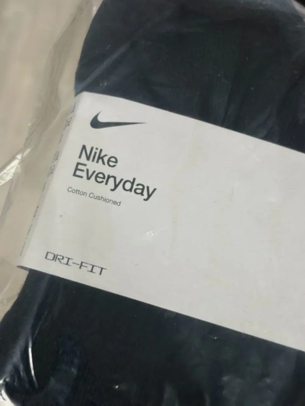 Men's Nike 6-Pack Everyday Cushioned No-Show Training 6 Pairs Socks Men 8 - 12